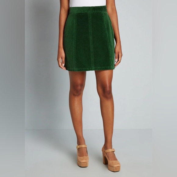 Modcloth | Skirts | Modcloth Emerald Green Corduroy Skirt | Poshmark